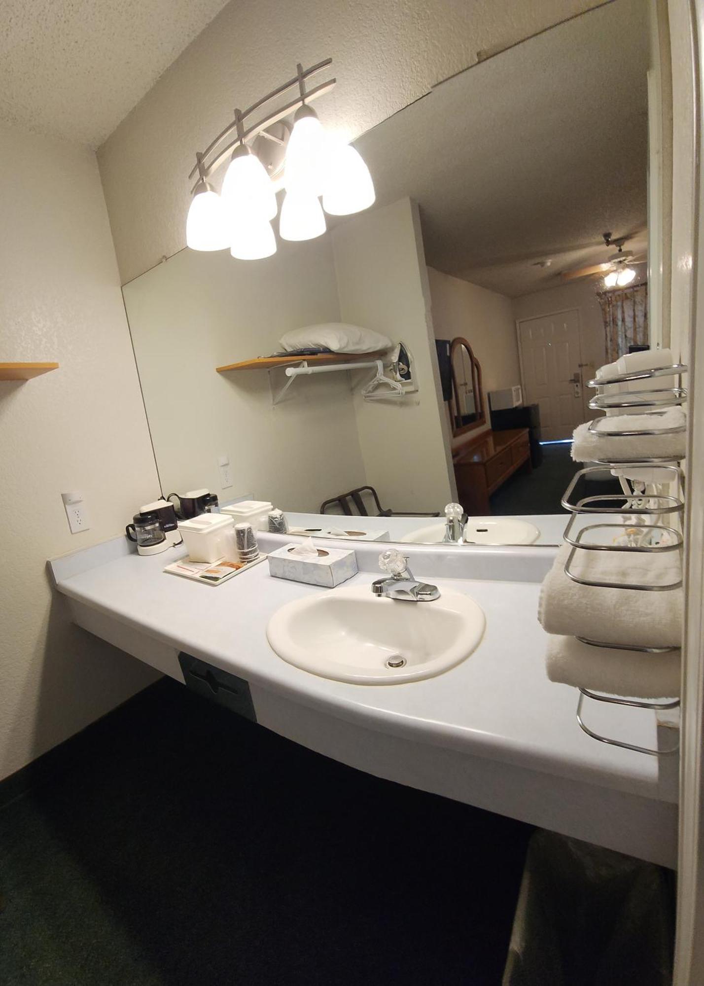 Formosa Inn 弗雷斯诺 外观 照片